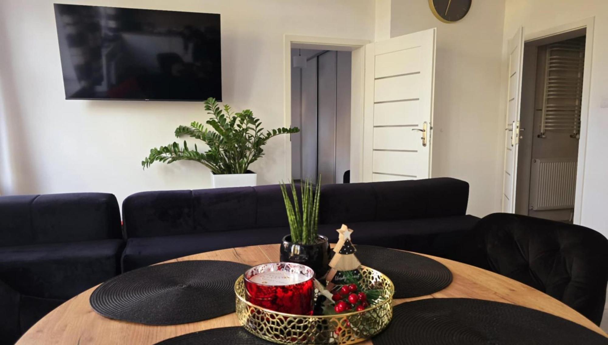 Wyjatkowy Apartament W Miliczu Kültér fotó